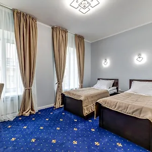 Solo On Nevsky Prospekt Guest house